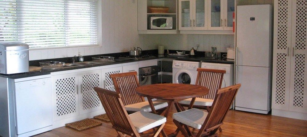 South Point Villas セール島 エクステリア 写真
